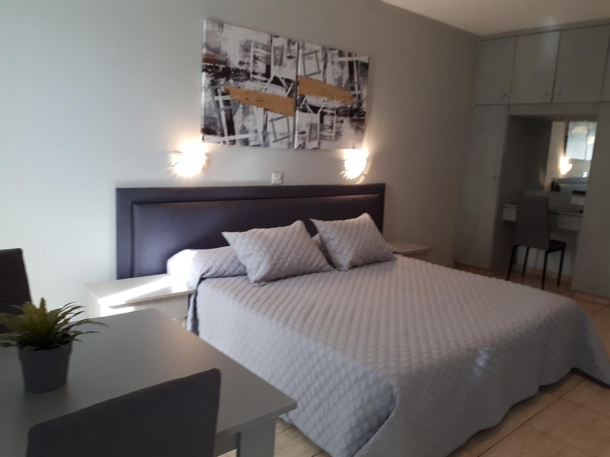 Irene'S Apartments ลิมาซอล ภายนอก รูปภาพ